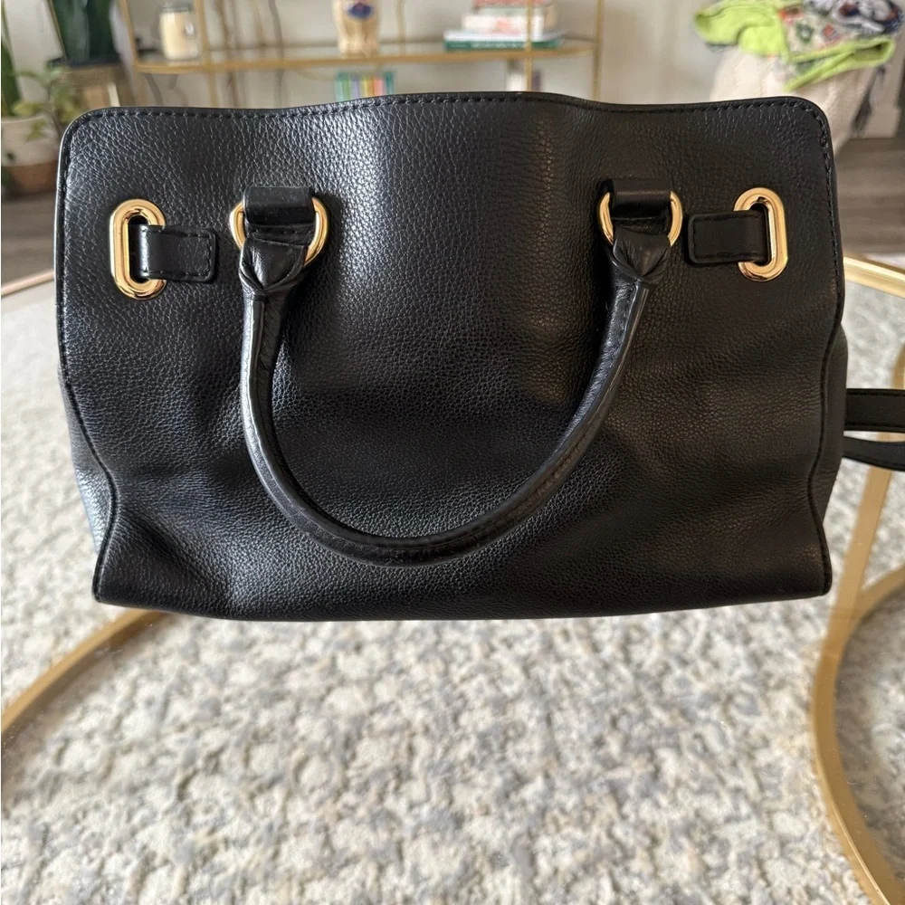 Michael Kors Hamilton East West Medium Black Pebbled Leather Bag, Gold Hardware